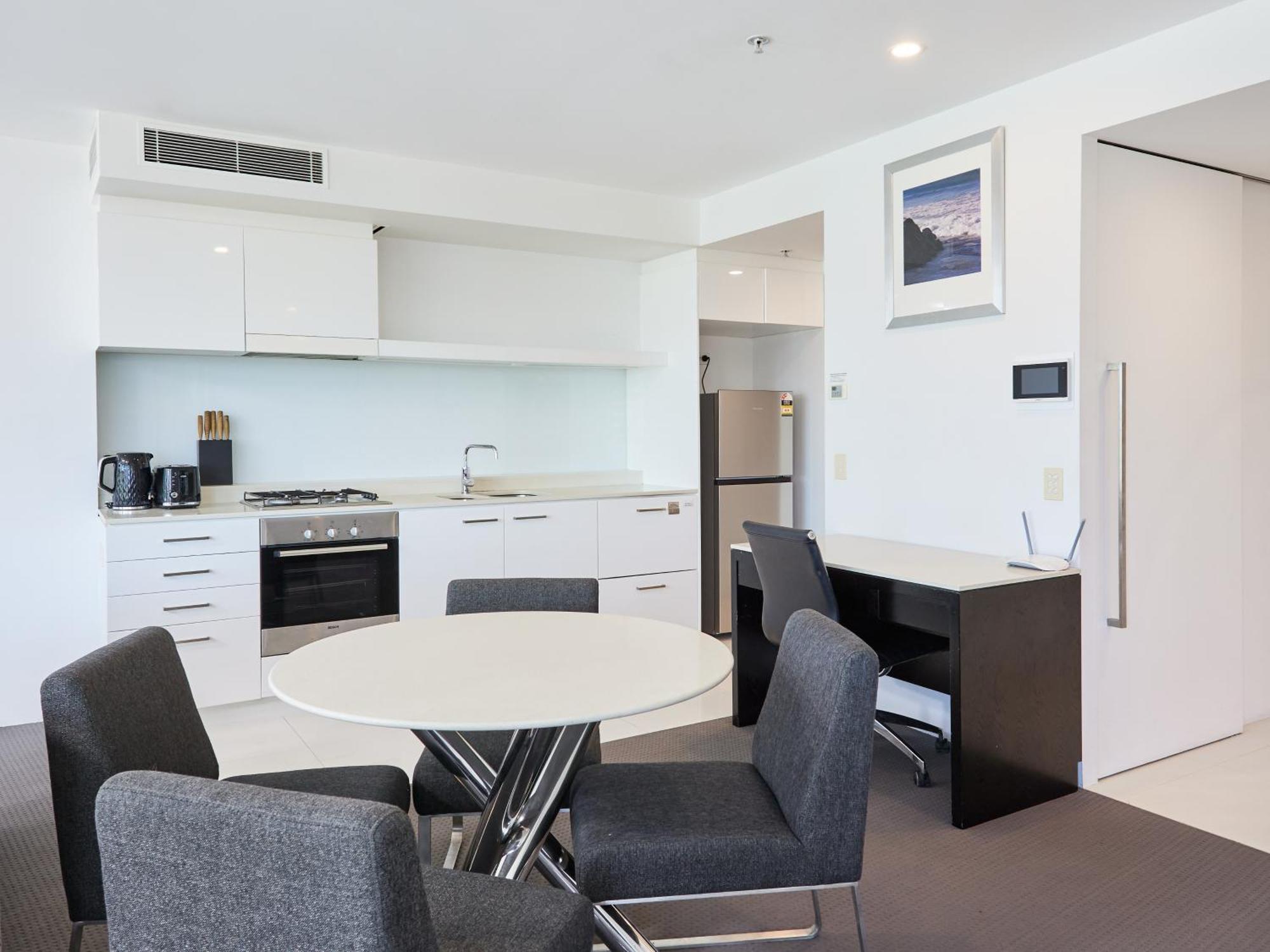 Serain Residences On 9 Hamilton Avenue Gold Coast Dış mekan fotoğraf