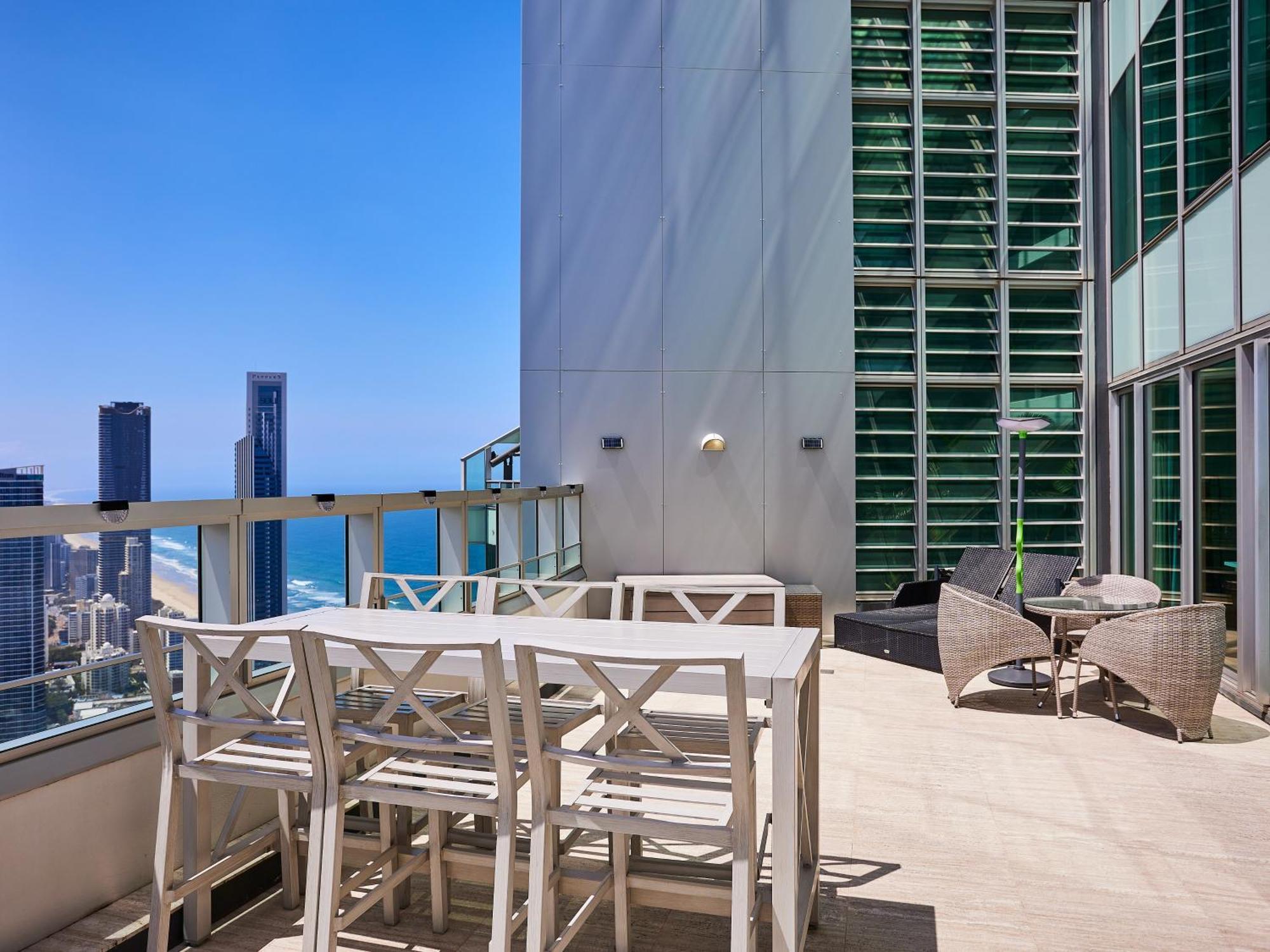 Serain Residences On 9 Hamilton Avenue Gold Coast Dış mekan fotoğraf